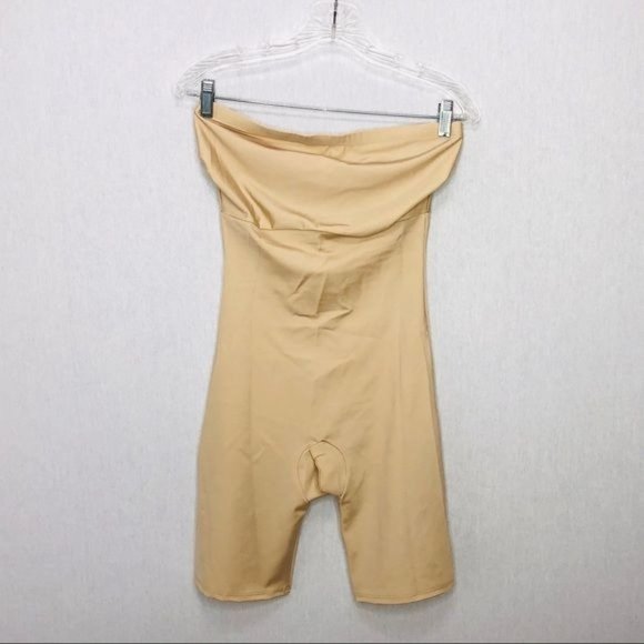 INSTANTFIGURE STRAPLESS BANDEAU BODYSHORTS - Picture 1 of 10